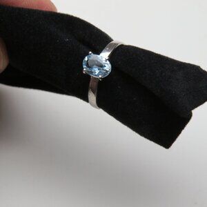 Elegant Silver Blue Gemstone Ring
